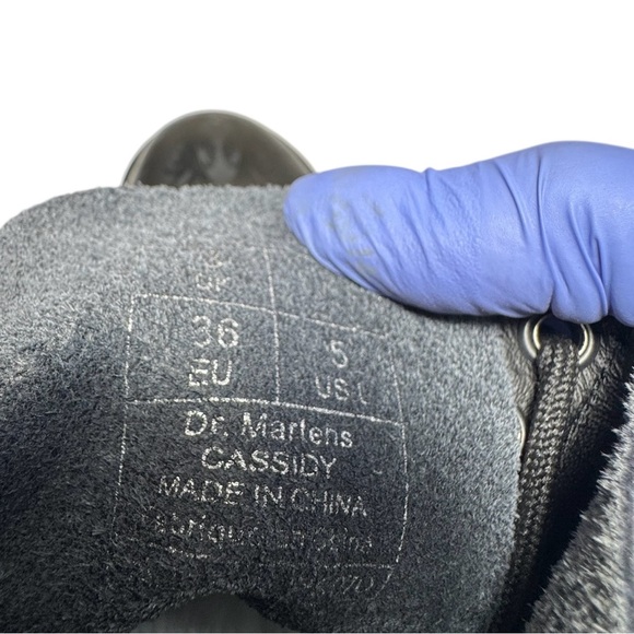 Dr. Marten’s Cassidy Black Leather Skull Print Moto Booties Size 5 - Picture 8 of 13